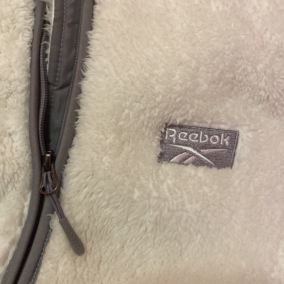 reebok teddy bear zip up sweater - Picture 3 of 8